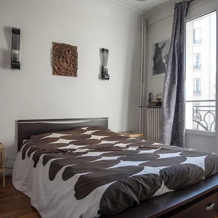 Apartment Charming In A Lively And Quiet Area