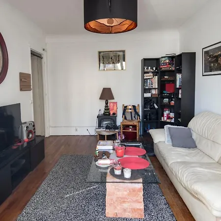 Apartment Charming In A Lively And Quiet Area Paris
